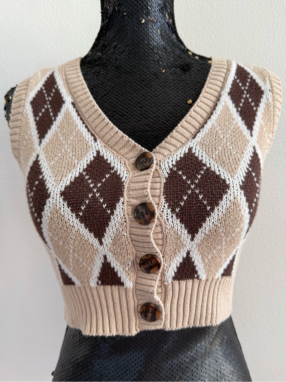 Stitch & Pine Y2K Beige and Brown Argyle Knit Button-Front Sweater Vest